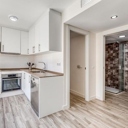 Hanami Estepona Centro 1B Apartment Luaran gambar